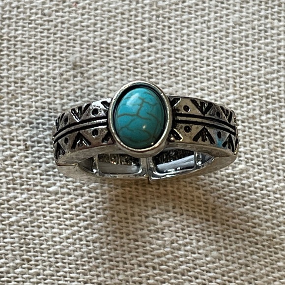 🎉❤️ Gwin Silver Turquoise Stretch Ring - Picture 4 of 4